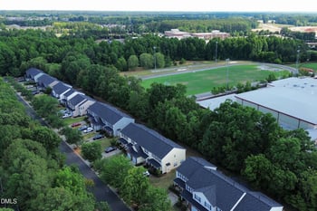 138 Cline Falls Dr, Holly Springs, NC 27540