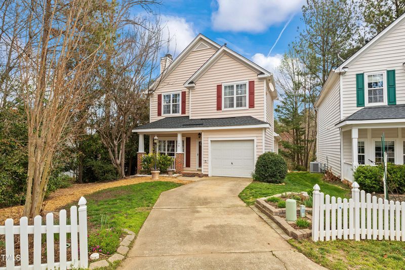 138 Cricketgrass Dr, Cary, NC 27513