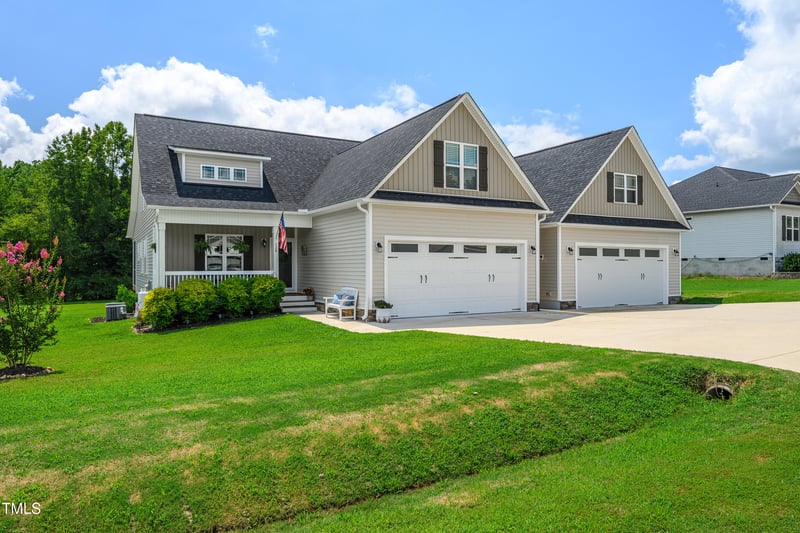 138 Inverness St, Zebulon, NC 27597