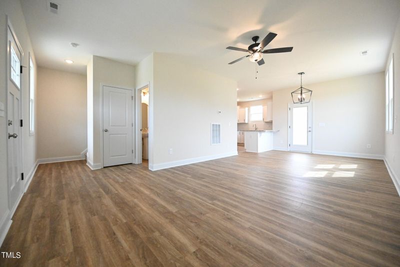 138 Johnson Ridge Way, Four Oaks, NC 27524