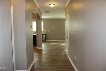138 Lyonshall St, Fuquay Varina, NC 27526