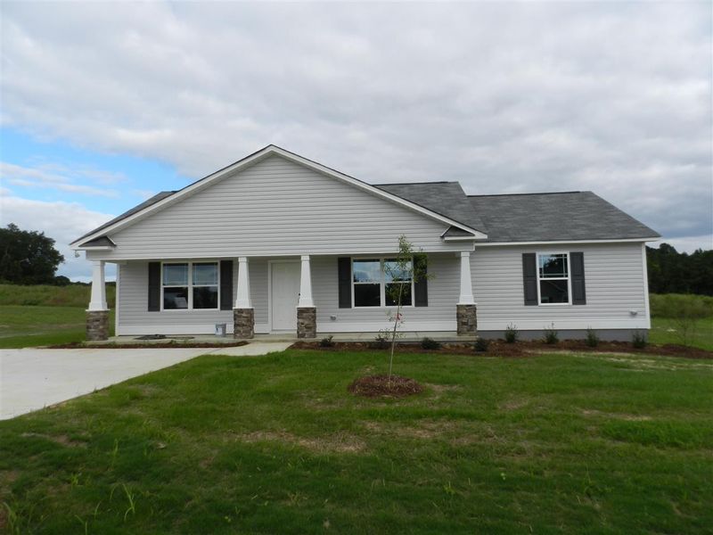 138 Mill Stream Dr, Selma, NC 27576