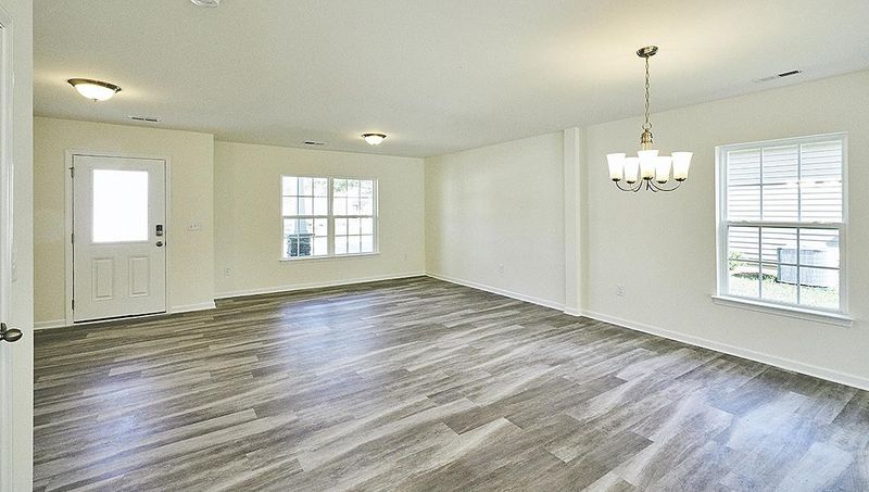 138 Prairie St, Clayton, NC 27527