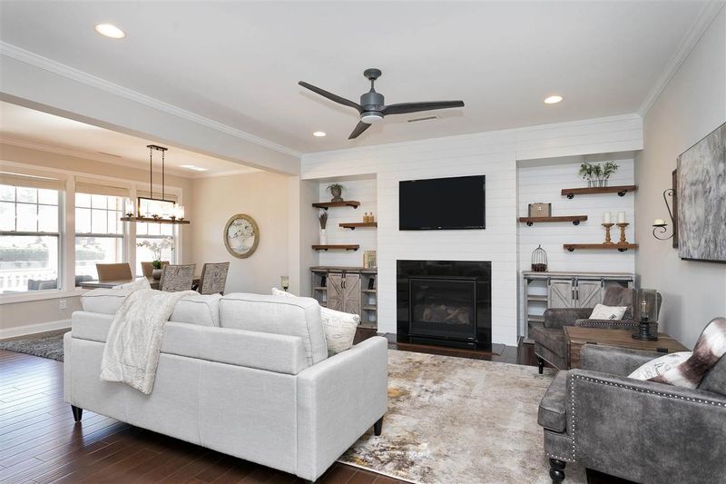 138 Wards Ridge Dr, Cary, NC 27513