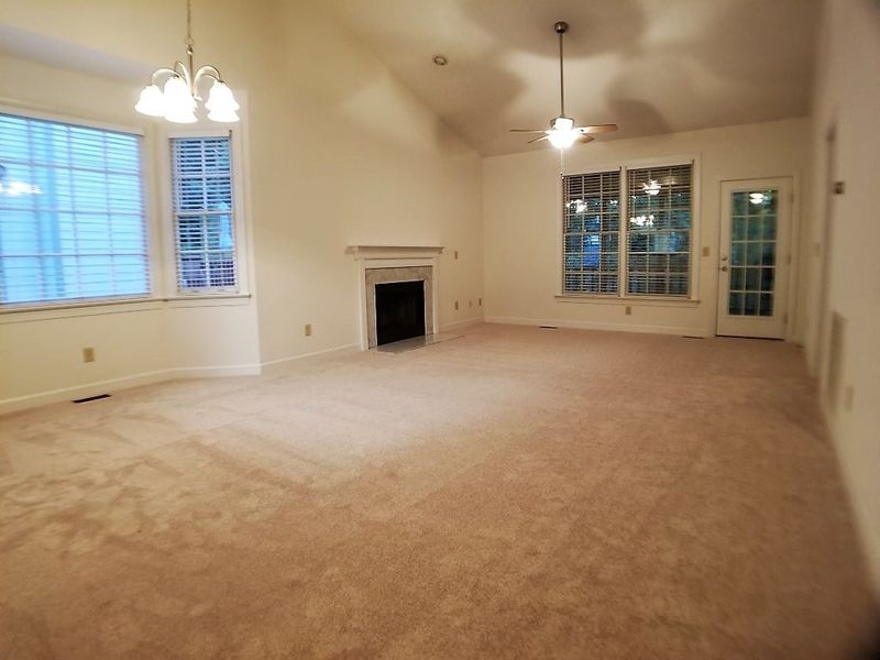 138 Windward Ct, Cary, NC 27513