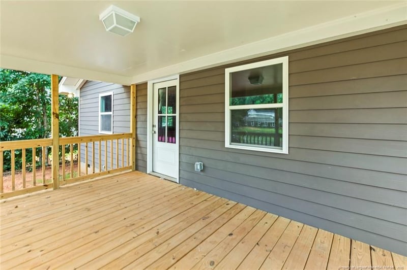 1380 Hooker St, Sanford, NC 27330
