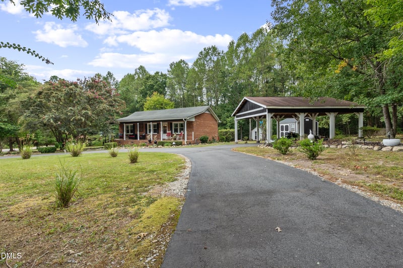 13808 Labaron Dr, Willow Springs, NC 27592