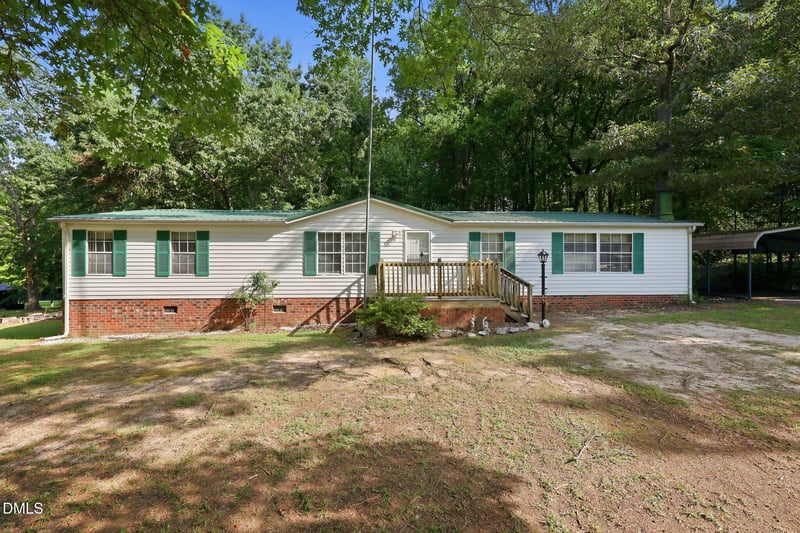 13816 Labaron Dr, Willow Springs, NC 27592
