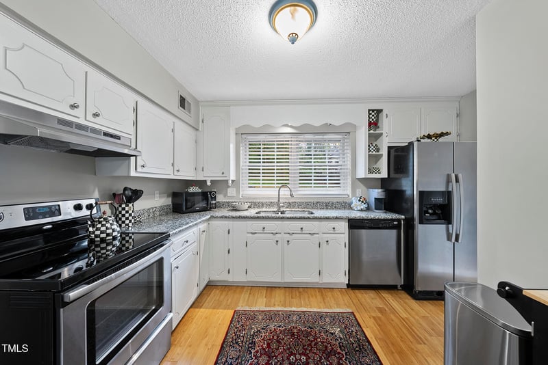 1383 Garden Crest Cir, Raleigh, NC 27609