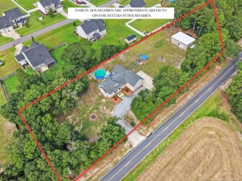 1384 Canady Pond Rd, Hope Mills, NC 28348
