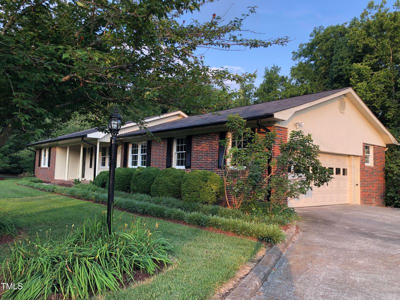139 Alleghany Dr, Roxboro, NC 27573