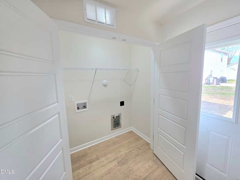 139 Allen St, Four Oaks, NC 27524