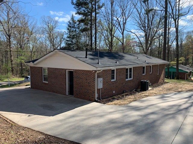 139 Angleview Dr, Wendell, NC 27591