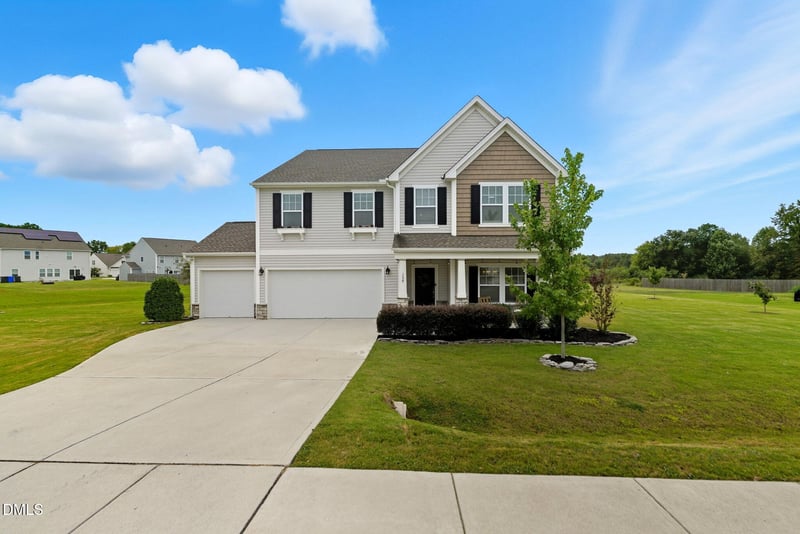 139 Arlie Ln, Lillington, NC 27546