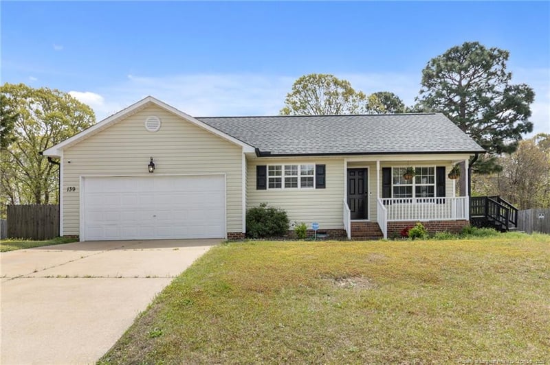 139 Colonial Hills Dr, Lillington, NC 27546