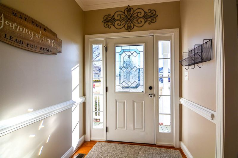 139 Eddlestone Ct, Clayton, NC 27520