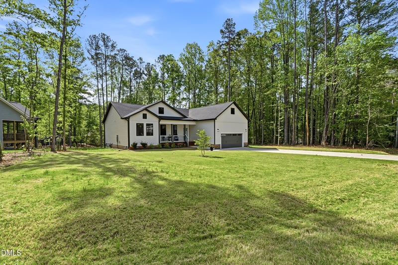 139 Hatchet Cv, Louisburg, NC 27549