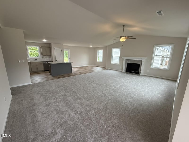 139 Oakfield Trace Dr, Four Oaks, NC 27524