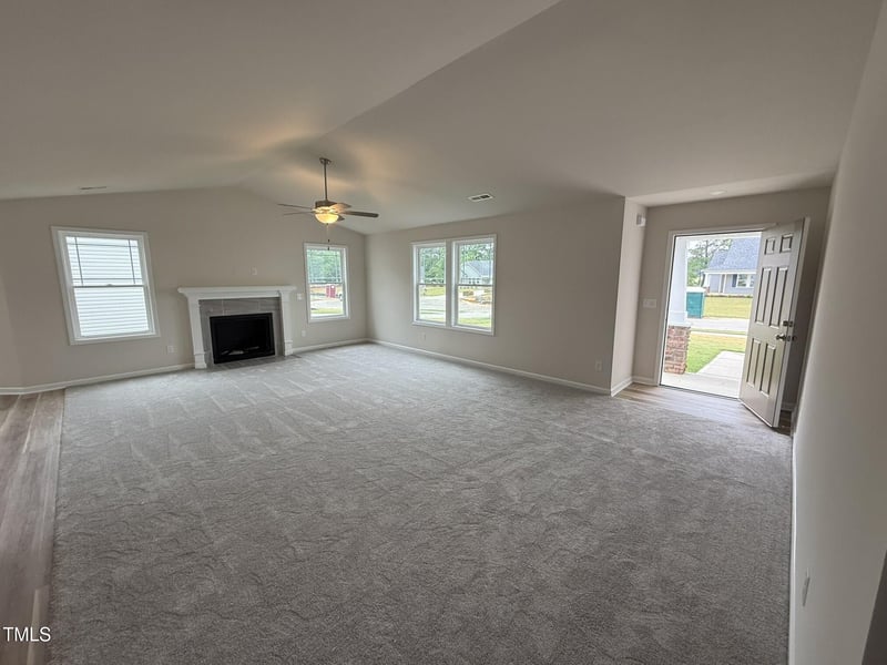 139 Oakfield Trace Dr, Four Oaks, NC 27524