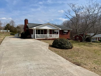 139 Pelham St, Haw River, NC 27258