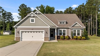 139 Ravens Row Dr, Benson, NC 27504