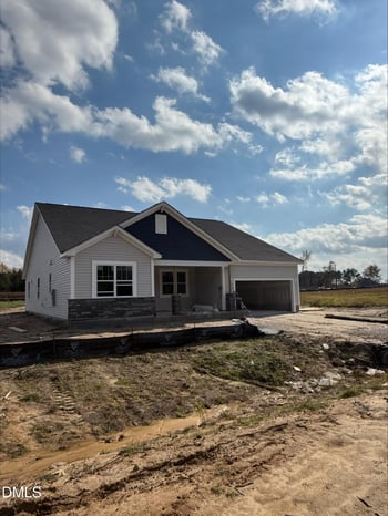 139 Scarlet Sage Dr, Fuquay Varina, NC 27526