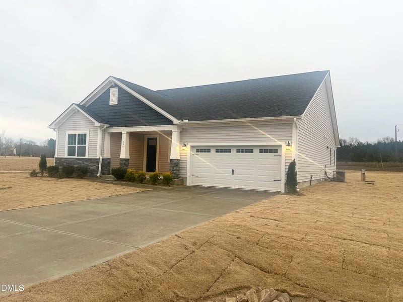 139 Scarlet Sage Dr, Fuquay Varina, NC 27526