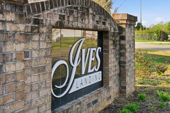 139 Woodglen Dr, Clayton, NC 27527