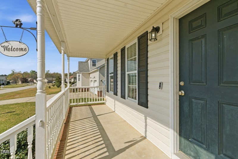 139 Woodglen Dr, Clayton, NC 27527