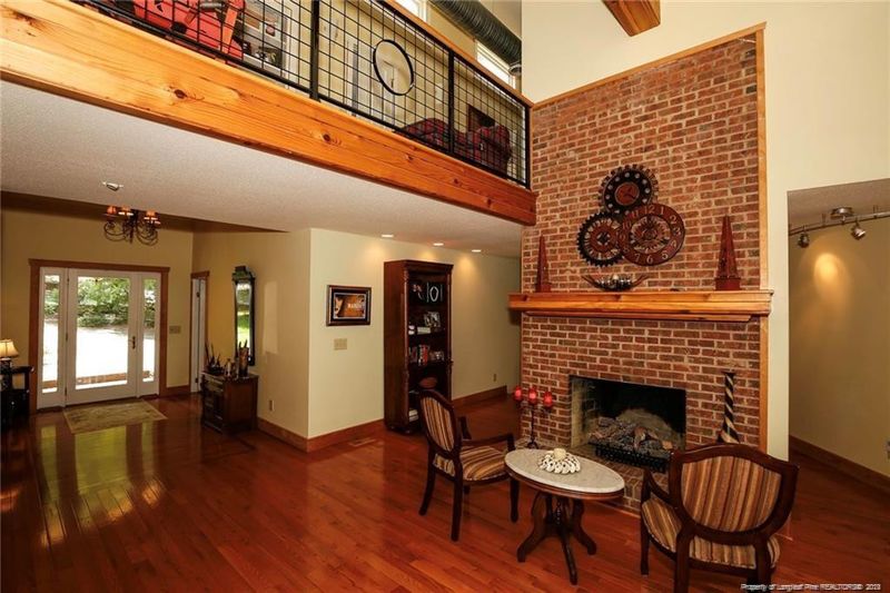 1392 Pennsylvania Ave, Sanford, NC 27332