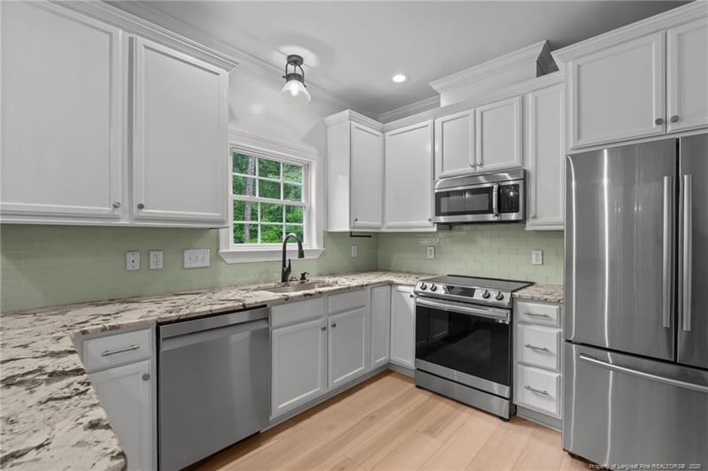 1397 Colorado Trl, Sanford, NC 27332