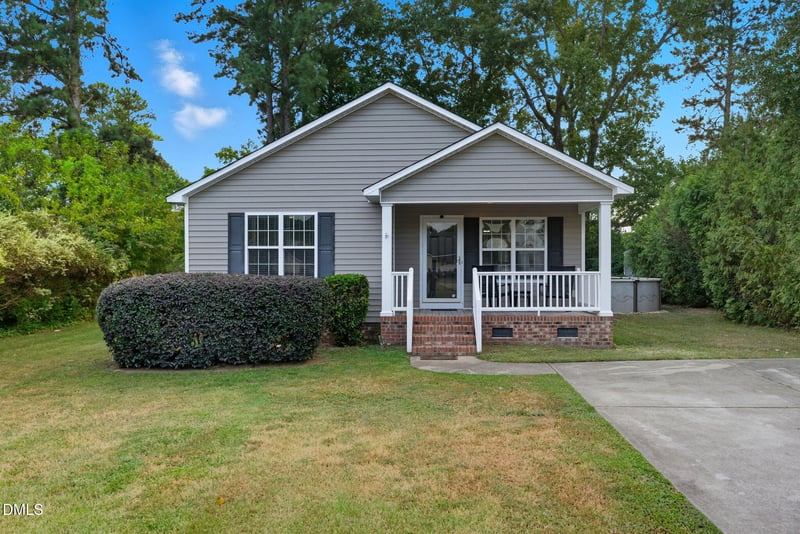 14 Atlantic Ave, Benson, NC 27504