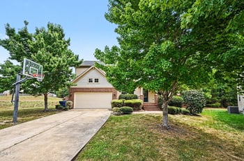 14 Brightfield Ln, Durham, NC 27712