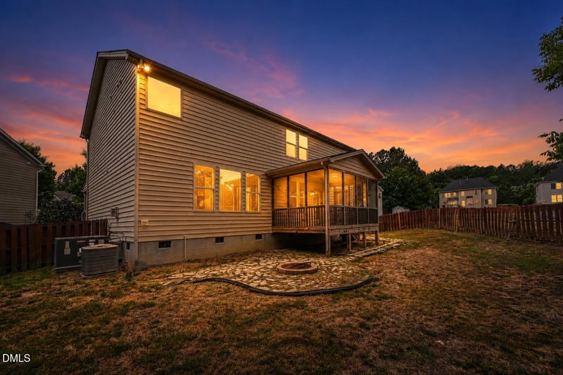 14 Brightfield Ln, Durham, NC 27712