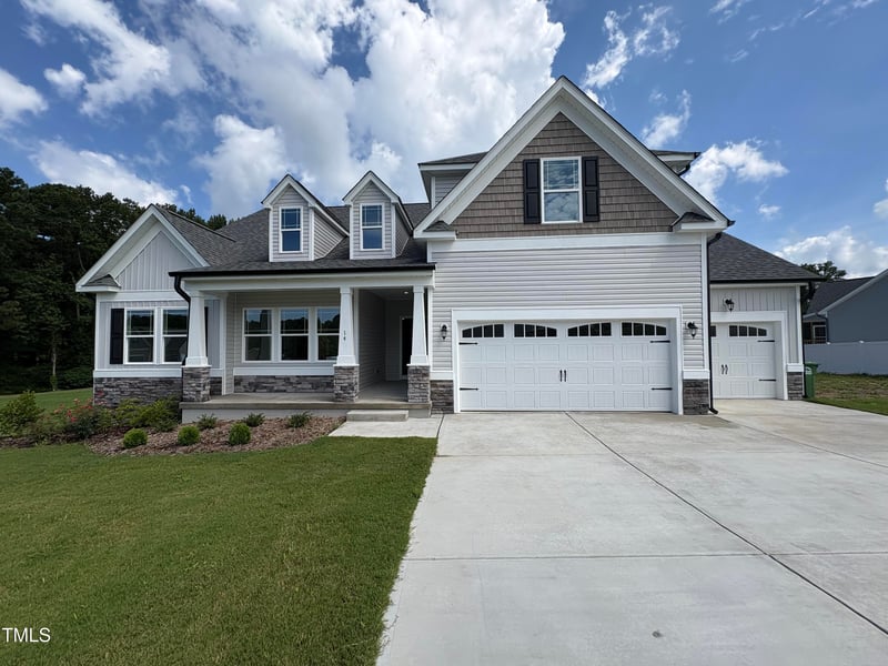 14 Cricket Hill Way, Benson, NC 27504