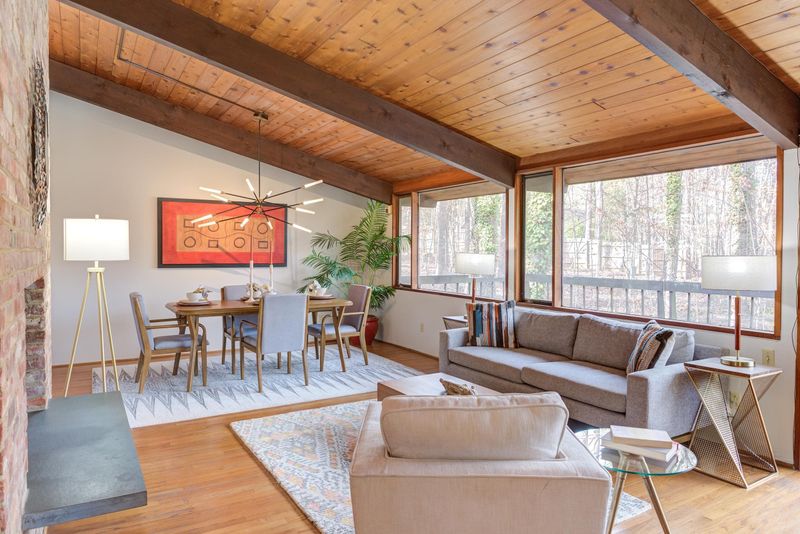 14 Heath Pl, Durham, NC 27705