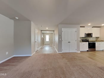 14 Ivy Bank Dr, Angier, NC 27501