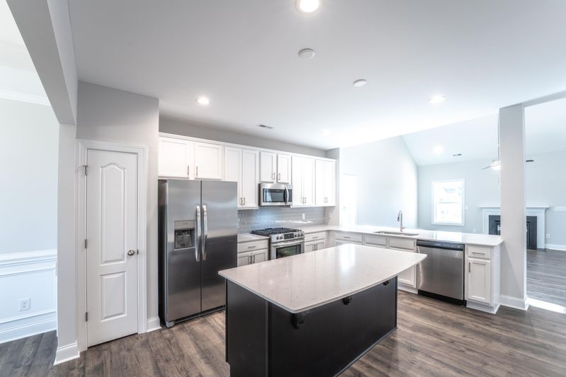14 Knotty Pine Ln, Clayton, NC 27520