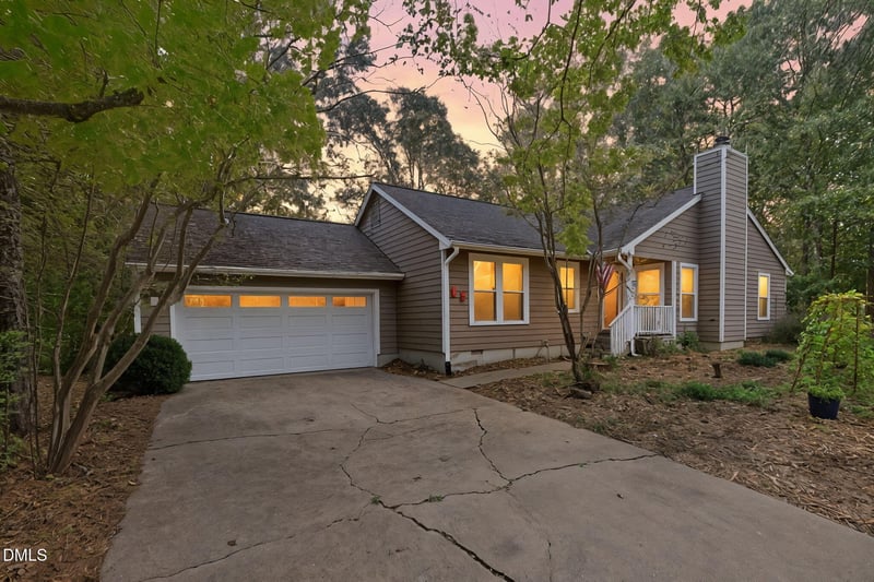 14 Lark Cir, Chapel Hill, NC 27517