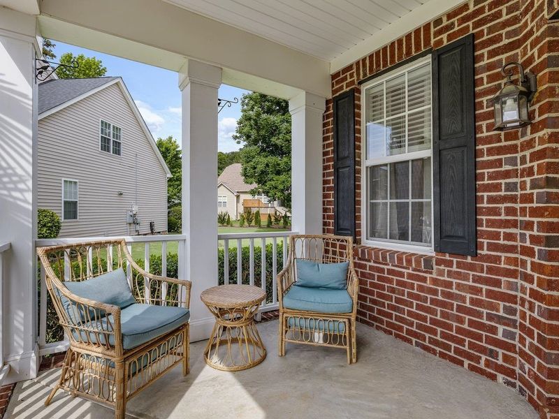 14 Laurel Leaf Ct, Durham, NC 27703