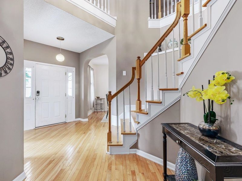 14 Laurel Leaf Ct, Durham, NC 27703