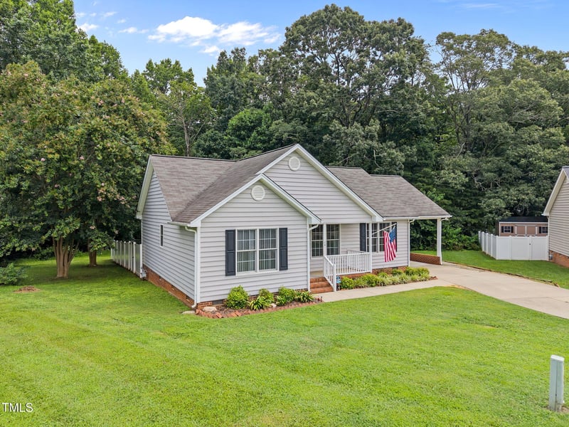 14 Lea Ln, Mebane, NC 27302