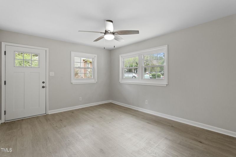 14 Manson Pl, Durham, NC 27703
