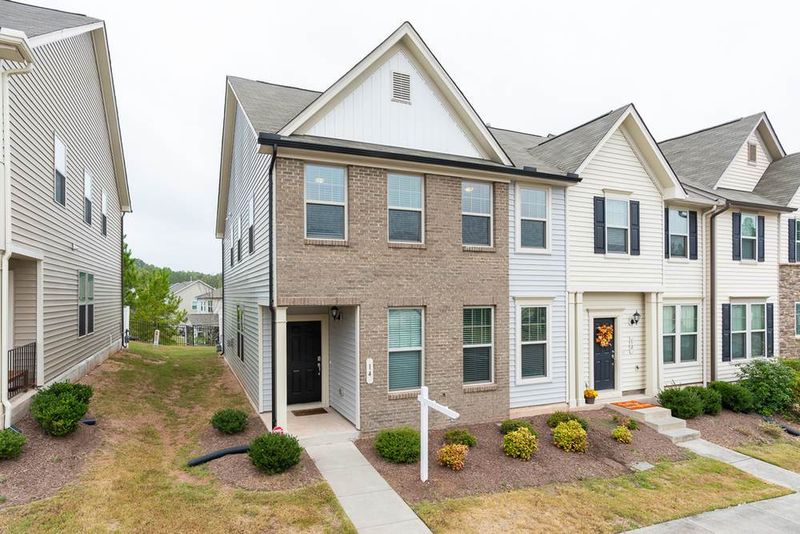 14 Moss Grove Ln, Durham, NC 27703