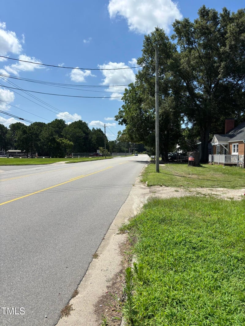 14 Peedin Rd, Smithfield, NC 27577