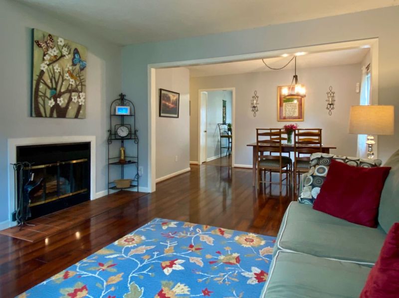 14 Poppy Trl, Durham, NC 27713