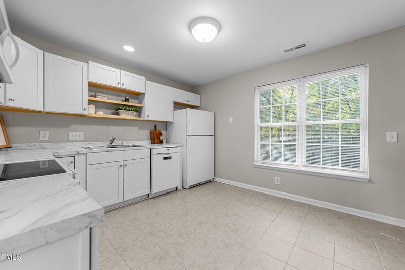 14 Red Ln, Raleigh, NC 27606