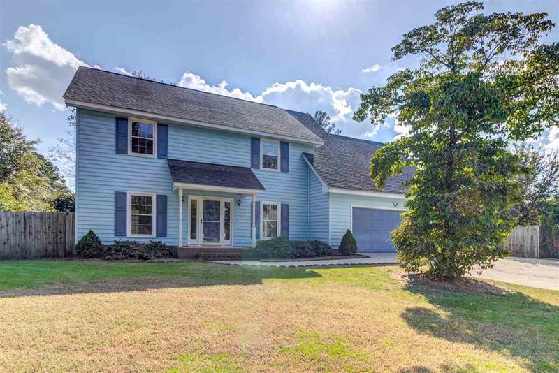 14 Runneymede Pl, Smithfield, NC 27577