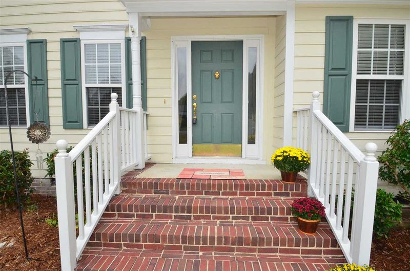 14 Sandhurst Ct, Durham, NC 27712