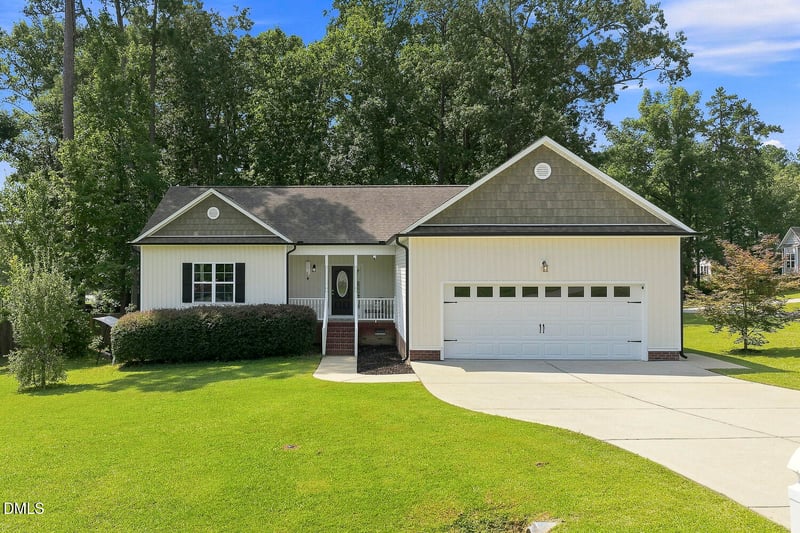 14 Springmoor Dr, Angier, NC 27501